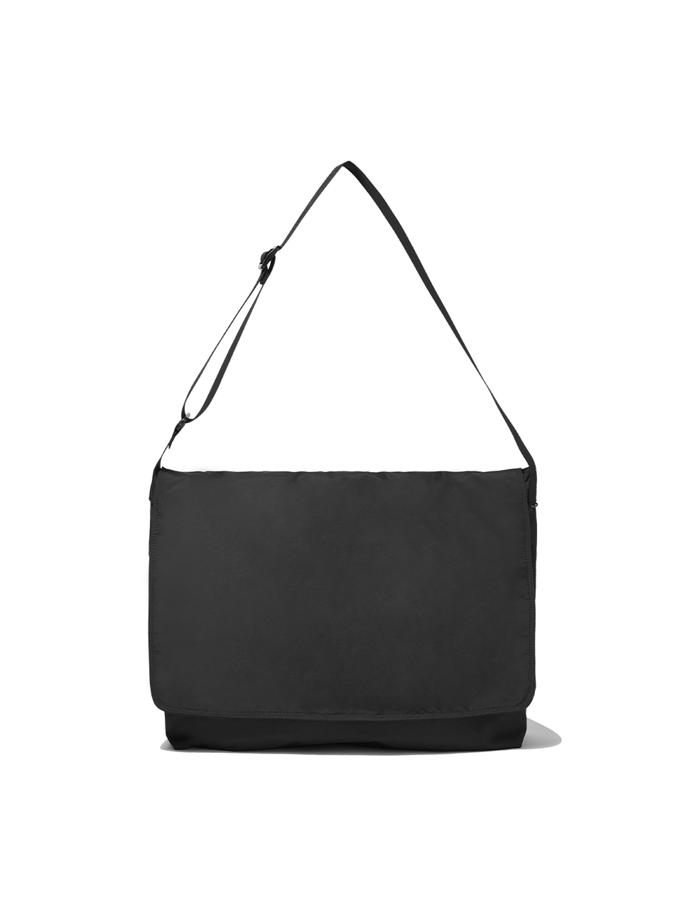 SOUNDSLIFE - Nylon Messenger Bag Black
